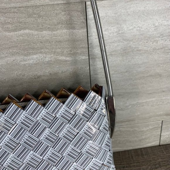 Nahui Ollin Handmade Barcode Purse - Picture 3 of 8